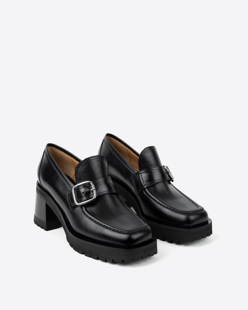 Donna Loafer Black x FBC – Labucq