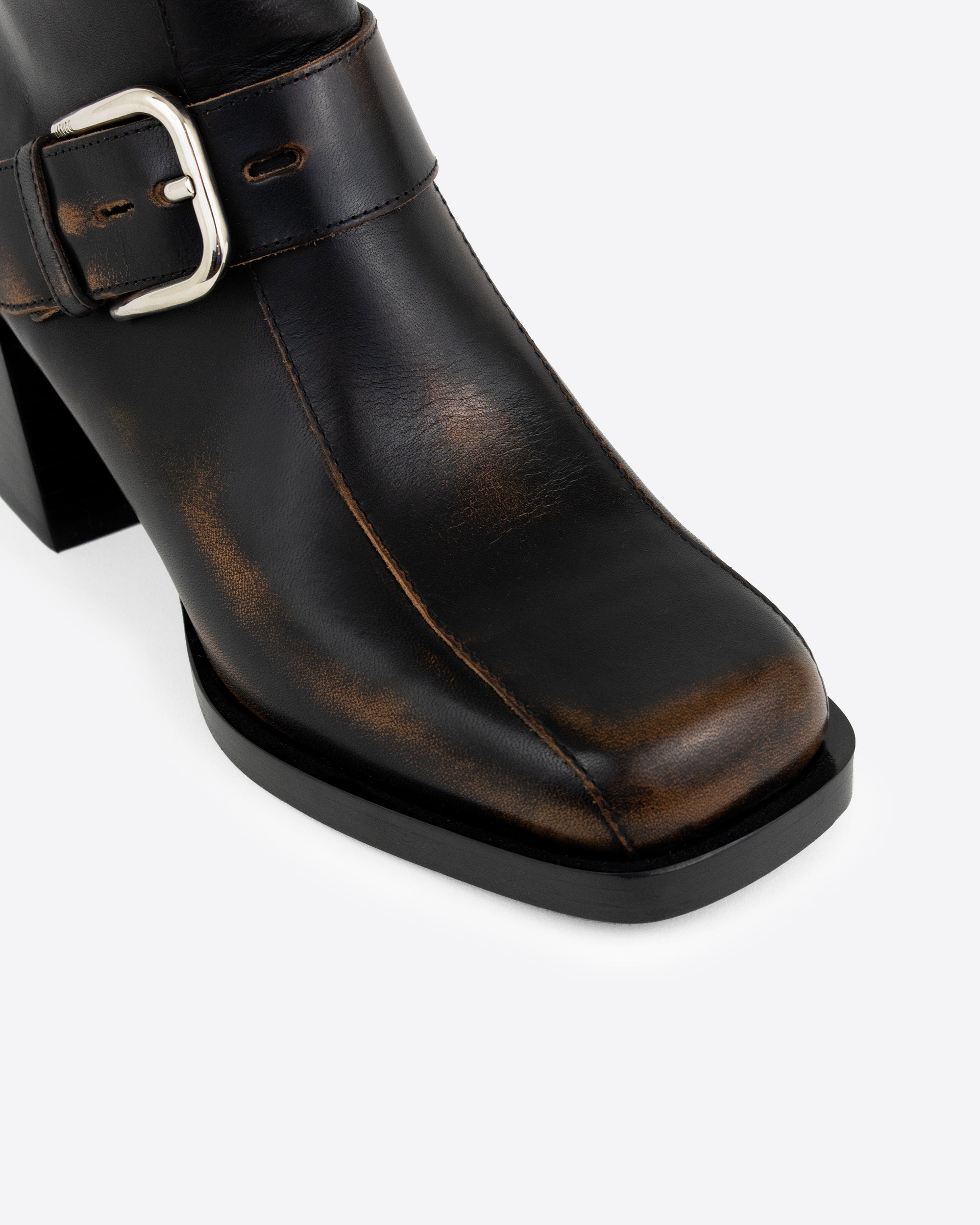 Janis Boot Black – Labucq
