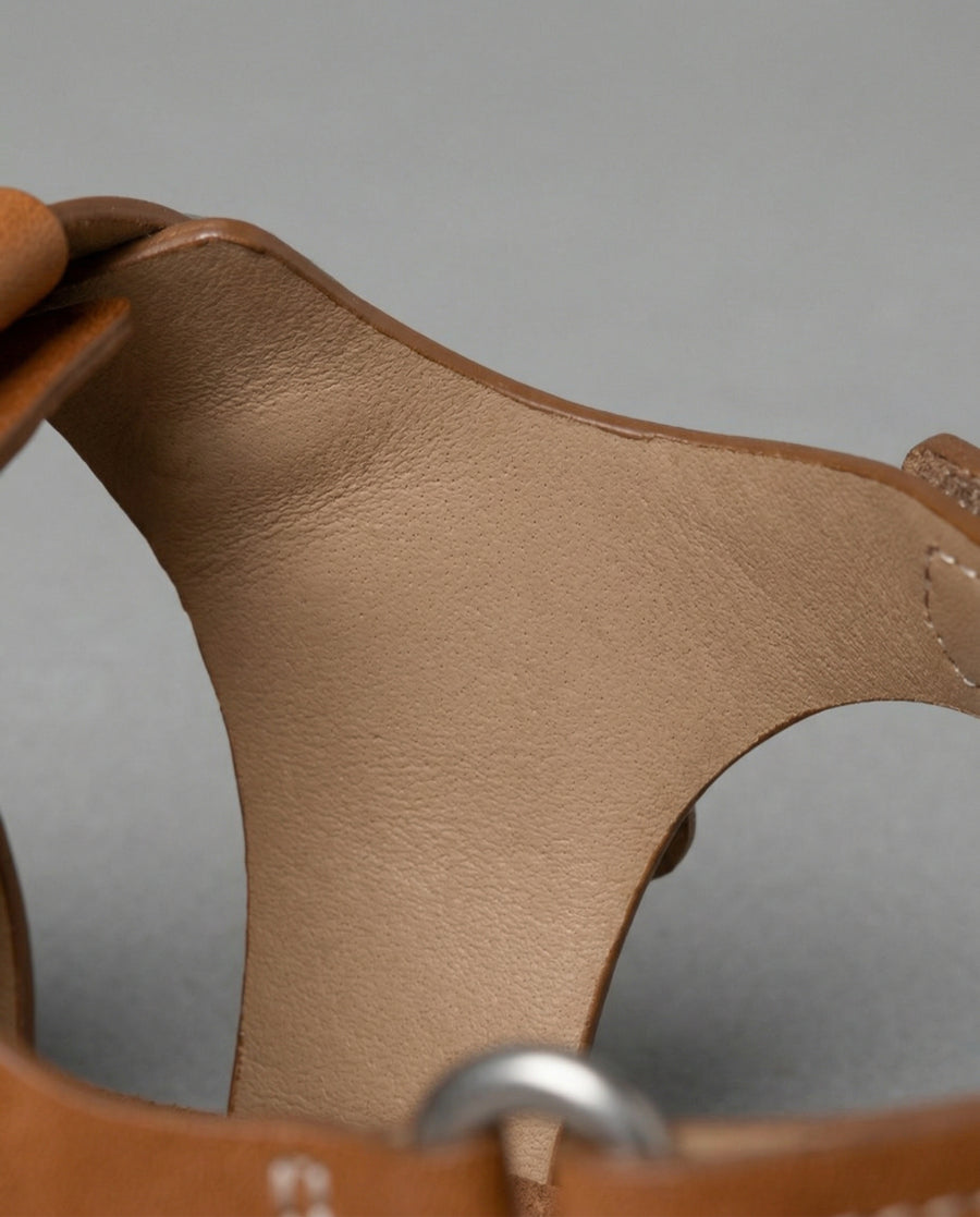 Soft, breathable leather lining